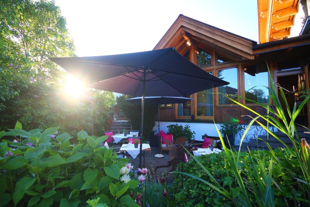 Kia Ora Hotel Restaurant 瓦格赖恩 外观 照片